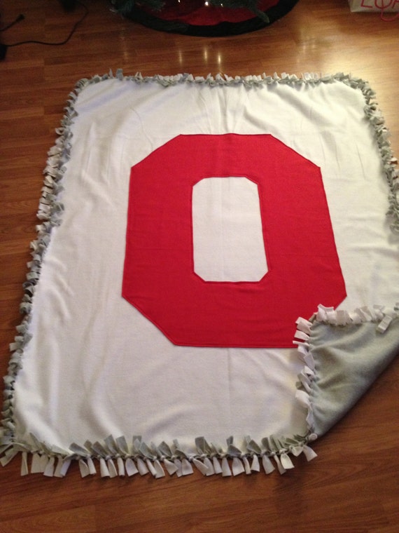 Items similar to 2.5 yard Ohio State Tie Blanket on Etsy
