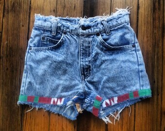 vintage levi cut off denim shorts