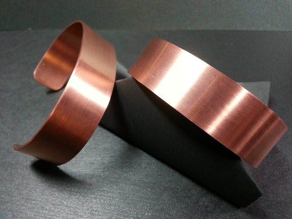 Copper bracelet cuff. Satin finish. Solid, understated, plain, simple, and nice looking everyday wear. Both men and women sizes.