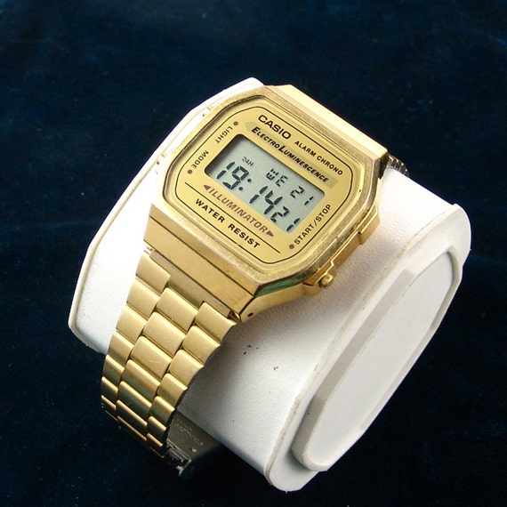casio alarm chrono electroluminescence