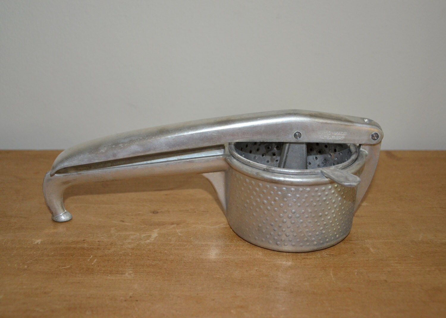 Vintage Swiss Made Citrus Squeezer / Lemonade Orange Juicer