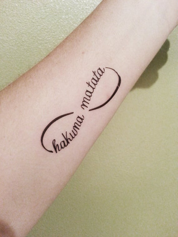 hakuna matata lion king infinity temporary by popgeektattoos hakuna matata lion king infinity temporary by popgeektattoos