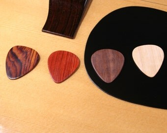 Guitar Pick, Guitar pick set, Plectrum, Wood Guitar Pick, Guitar Pick Gift set, Guitarist Gift, Guitar Gift