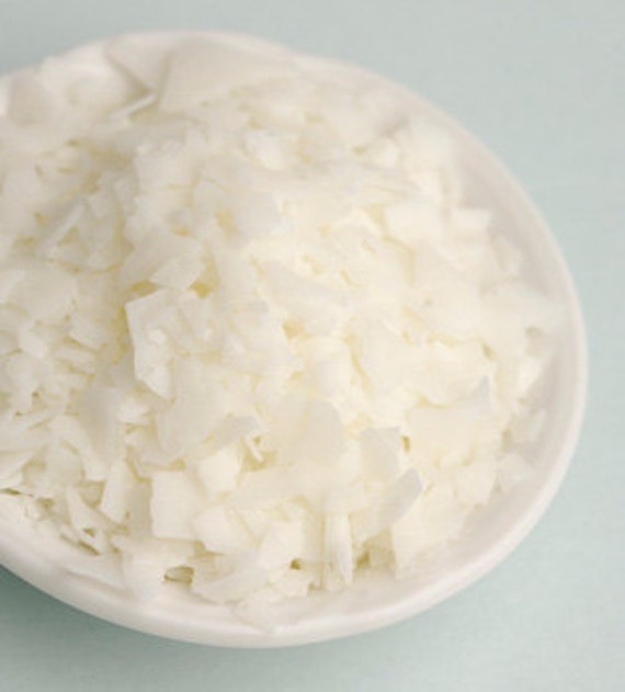 8 oz. KY Soy Wax Flakes for Candlemaking by myoilessentials