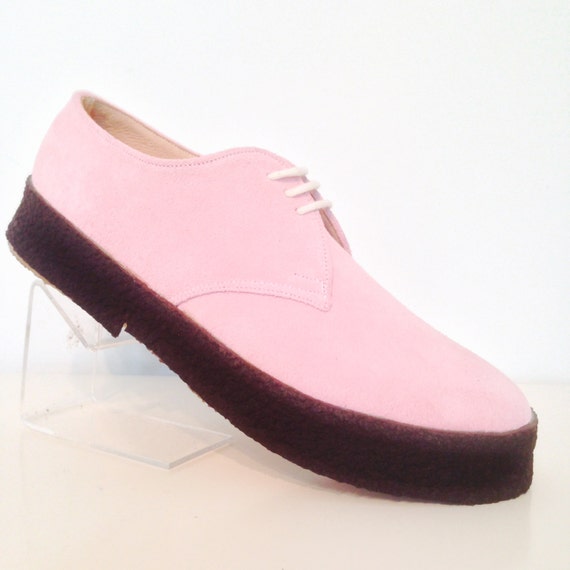 Chukka Shoe in Pink Suede