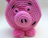 Piggy, pig, toilet roll cover, crochet, amigurumi, yarn, retro, kitsch, cloud, hand crochet, hand made, unique, 1950s, era, bathroom, toilet