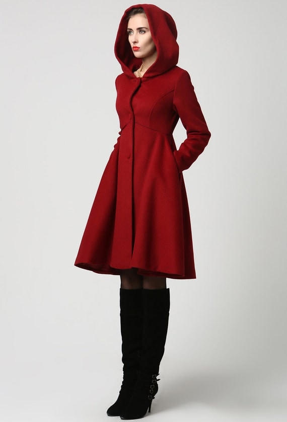 Long winter coat with hood for women