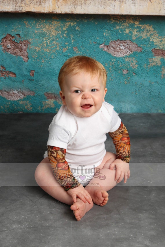 baby white shirt bodysuit