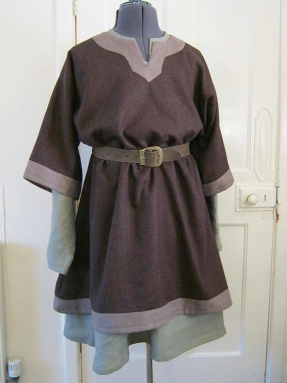 Items similar to Custom made norse, viking or saxon wool or linen tunic ...