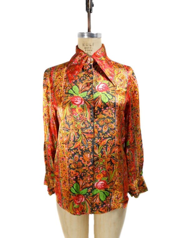 1970s Floral Satin Blouse / Pointy Collar by SemiPreciousGarnetts