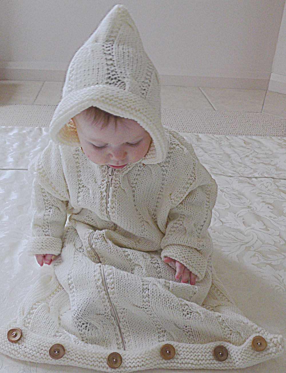 Baby Bunting with detachable hood P004