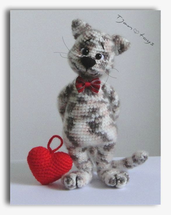 Cat with Heart Valentine's Day gift OOAK Stuffed Animals