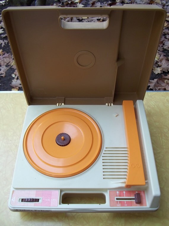 1978 FISHER PRICE RECORD Player 825 Works by vintage3DKreations