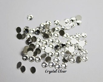 5ss 7ss 9ss CRYSTAL CLEAR Swarovski Crystal Flatback Rhinestones. ss9 ss7 ss5 5ss 7ss 9ss Foiled. No-Hotfix. Item 2058.