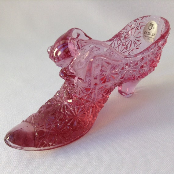 Fenton Glass Pink Daisy Button Cat Slipper By Houseofhalo On Etsy