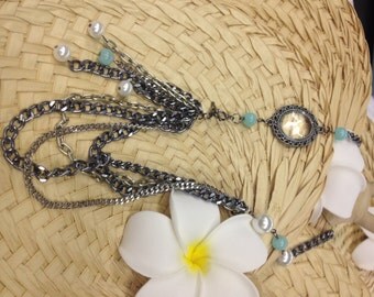 Vintage Inspired Metal Chains Necklace