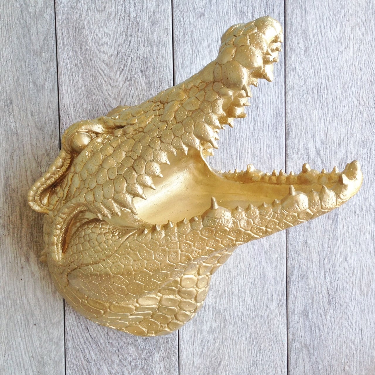 GOLD or CHOOSE Resin Alligator Wall Mount // Florida by KINGFOUR