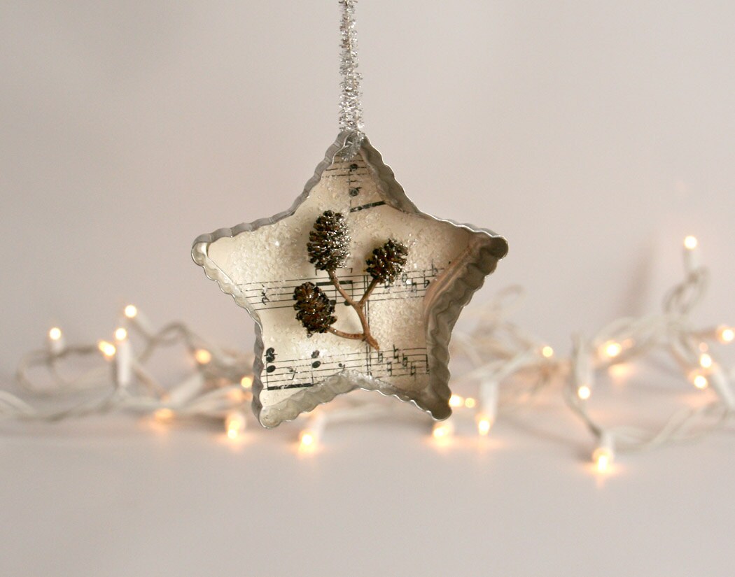 cookie cutter christmas ornament vintage sheet music star pine cookie cutter christmas ornament vintage sheet music star pine
