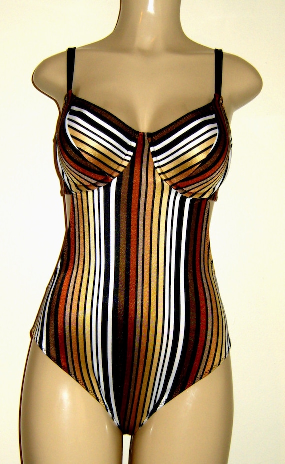 Supportive one piece swimsuitsUnderwire bathingsuitsCutaway