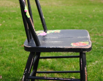 Popular items for spindle back chairs on Etsy