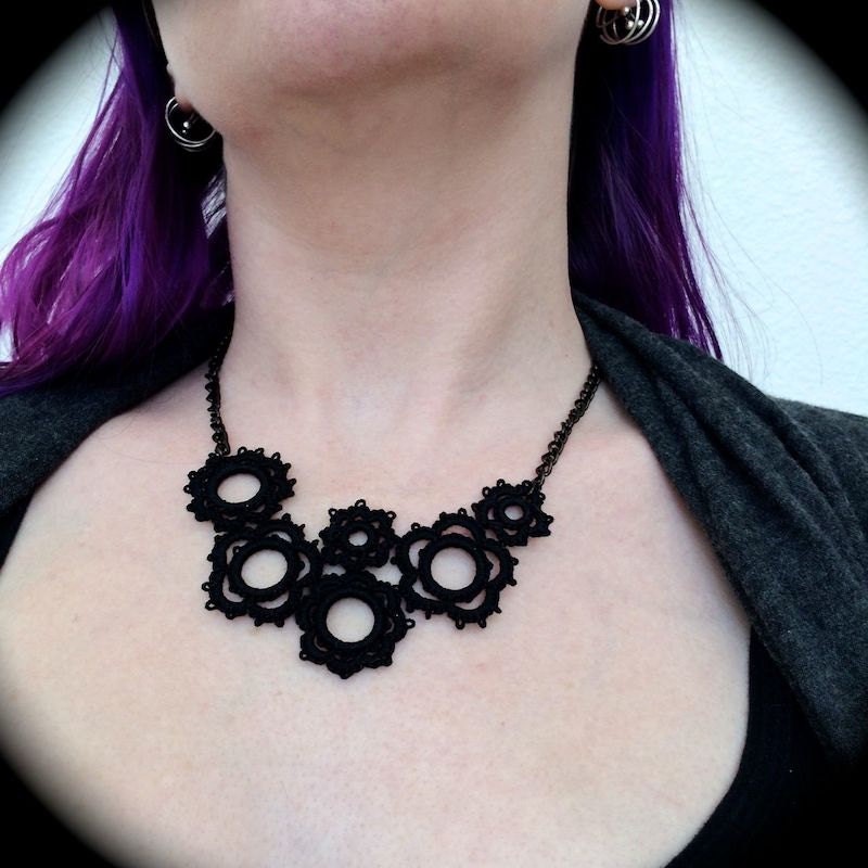https://www.etsy.com/listing/172516502/tatted-lace-statement-necklace-small?