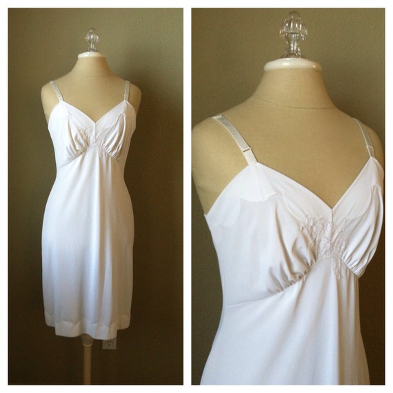 Vintage 60s white lingerie slip / retro / Mad by CrystalsCloset74
