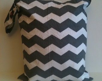 Large Wet Bag, XL Wet Bag, Waterproof Wet Bag, Cloth Diaper Bag, Wet Bag for Cloth Diapers, Diaper Bag, Gray Chevron