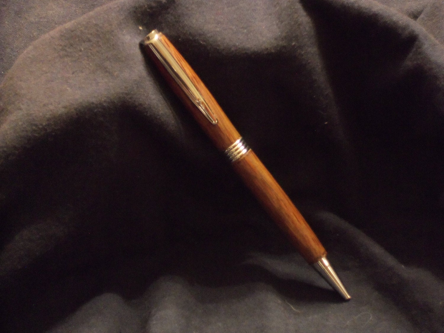 Walnut Wood Ink Pen by UncleFuzzysPenworks on Etsy