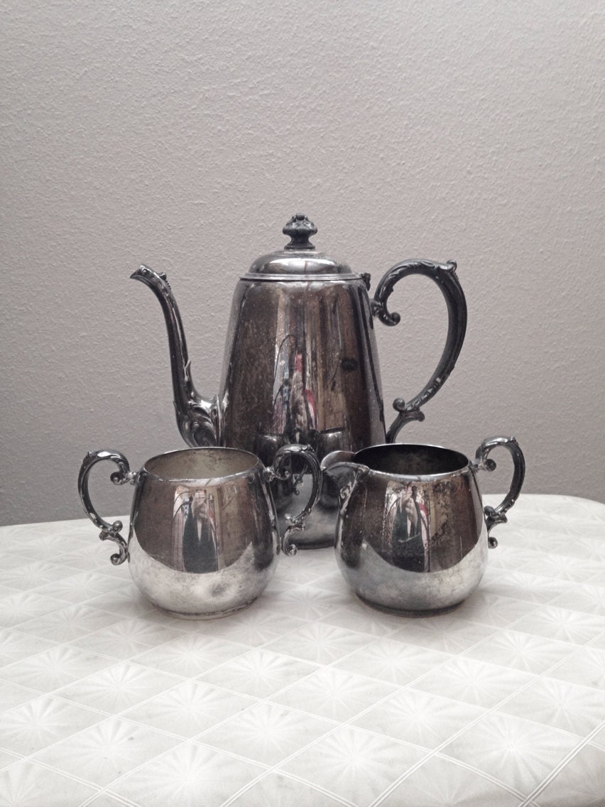 Vintage Silver Plated Wm Rogers Teapot Sugar And Creamer Set Haute Juice