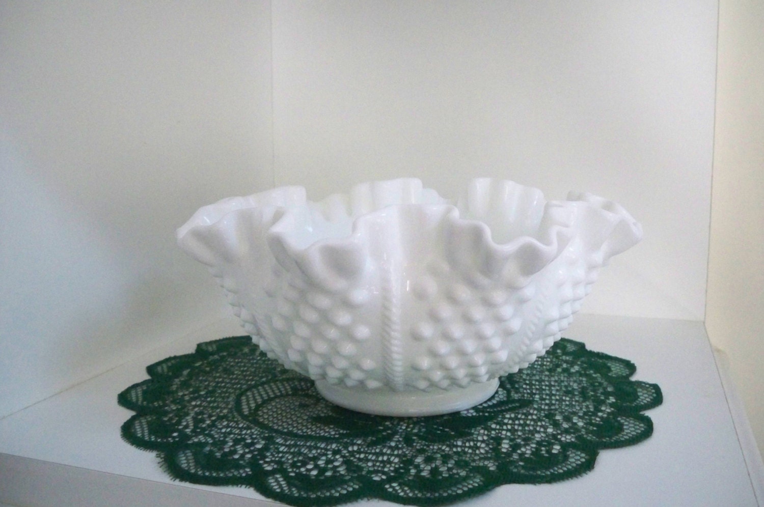 Vintage Serving Milk Glass Hobnail Bowl Fluted Rim Fenton Haute Juice