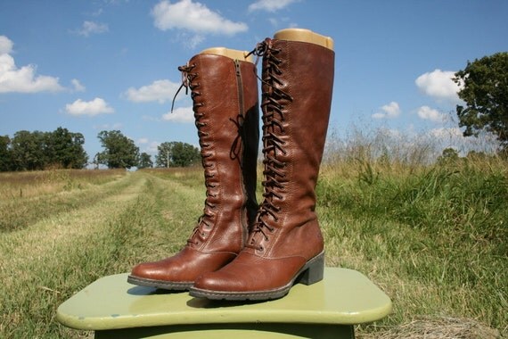born lace boots