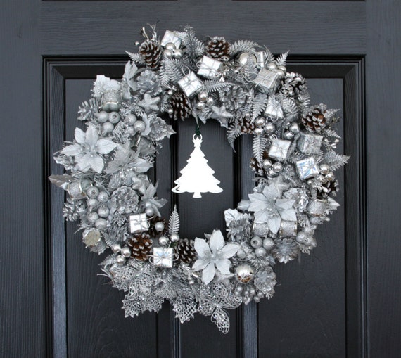 Silver Tinsel Christmas Wreath Traditional by WeLoveWreaths