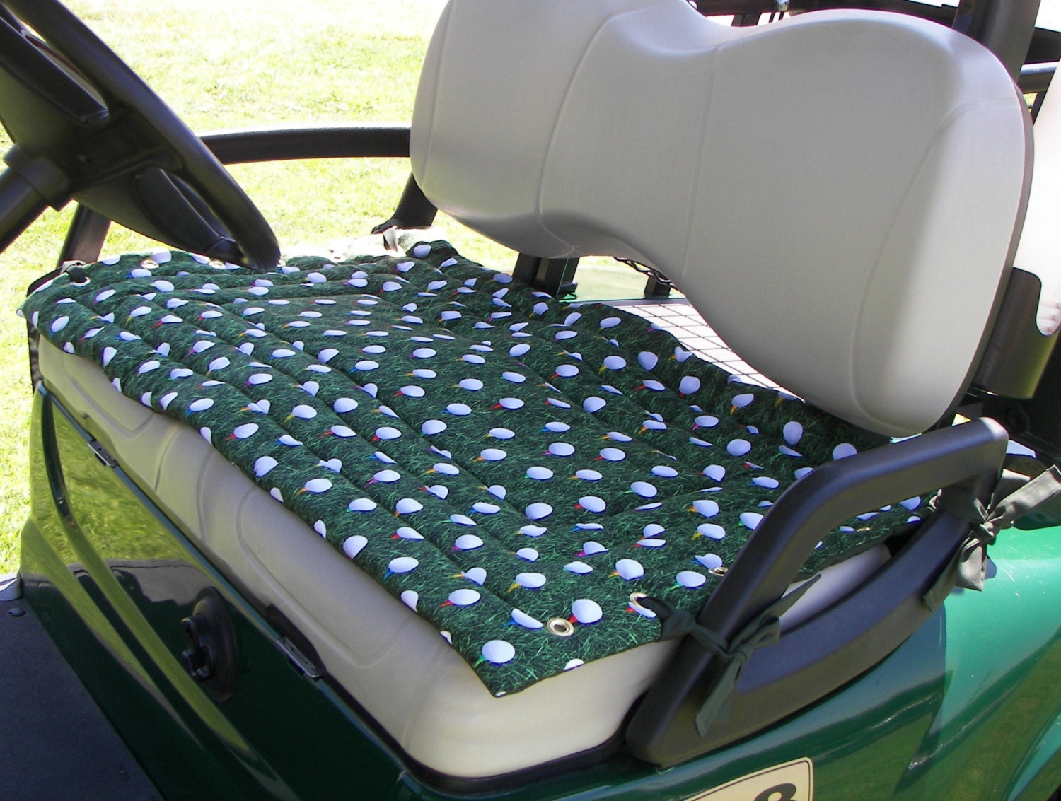 Golf-Cart-Seat-Cover-a-Fashionable-Functional-Accessory-to