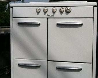 Real Host Gas Range circa 1930-40