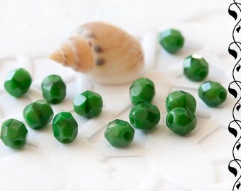 Czech Fire Polished Beads 4 mm Dark Green 40 pcs.