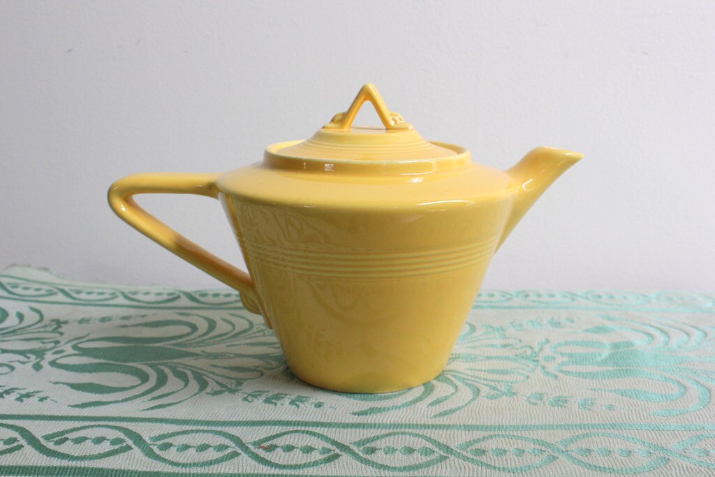 Geometric Teapot Art Deco Modernist Tepot Mustard Yellow