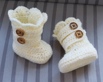 Crochet Baby Pattern, Crochet Baby Boots Pattern, Classic Snow Boots , 4 Sizes pdf pattern