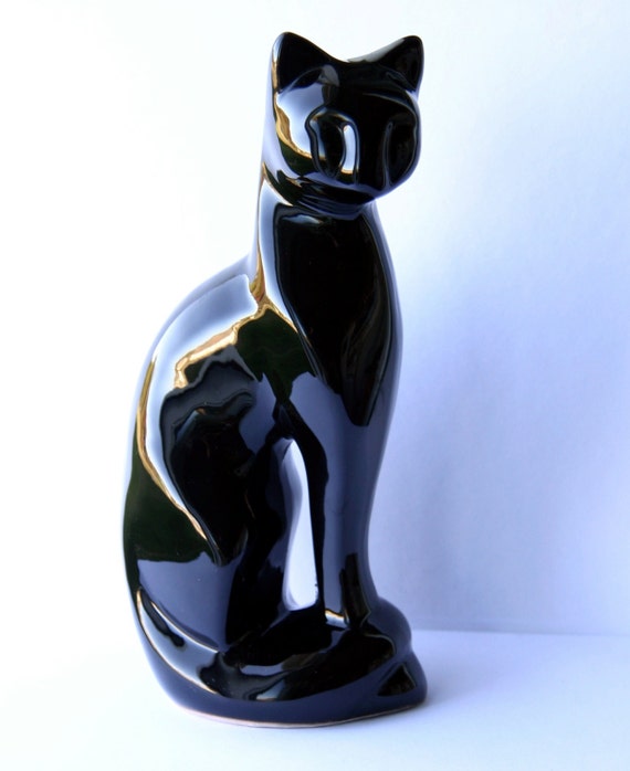 large black cat statue