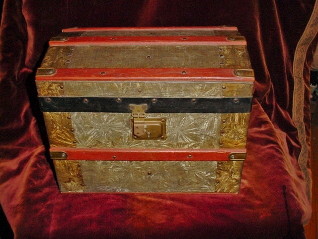 antique toy trunk