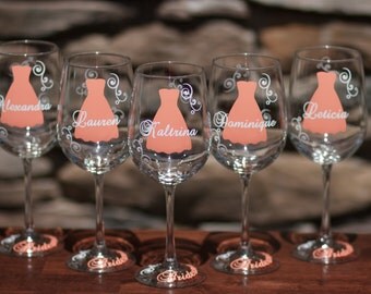 Bridesmaid gift idea wine glass, Includes name and title. Coral and white Summer wedding theme or your colors. 1 glass