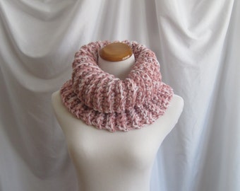 Cowl Chunky Bulky Crochet Cowl: Pink, Dusty Rose & White