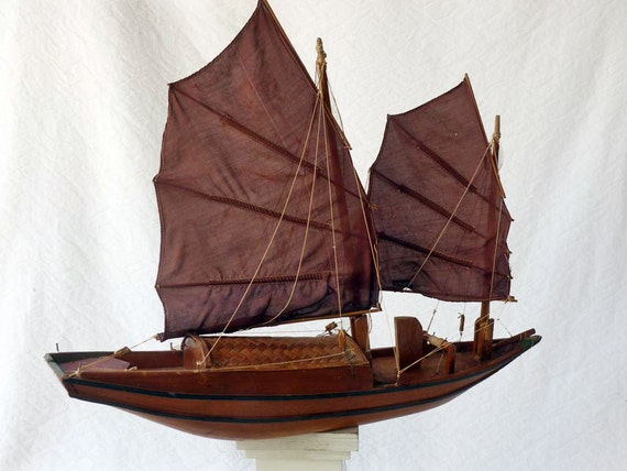 wooden boat model sampan with brown sails made in vietnam