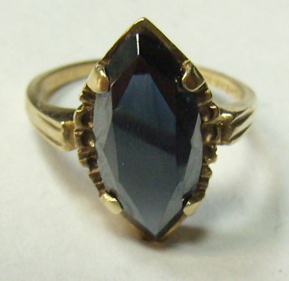 ... ...Vintage Ring... 10K Gold Black Alaskan Diamond Ring... Circa 1960s