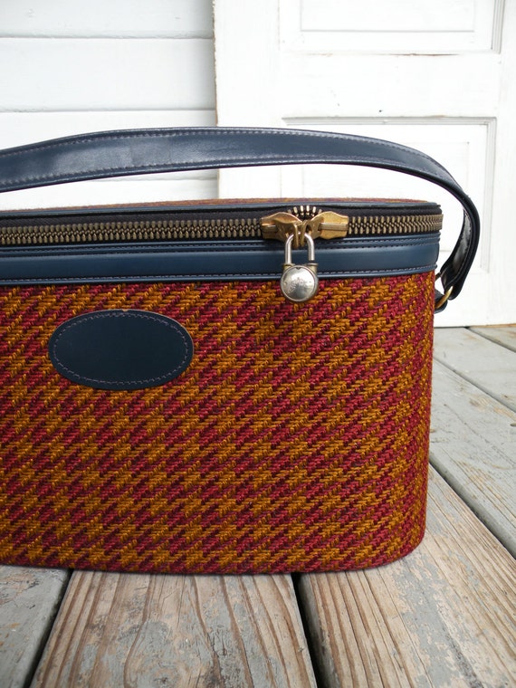 Vintage Lark Train Case Luggage Carry On Suitcase