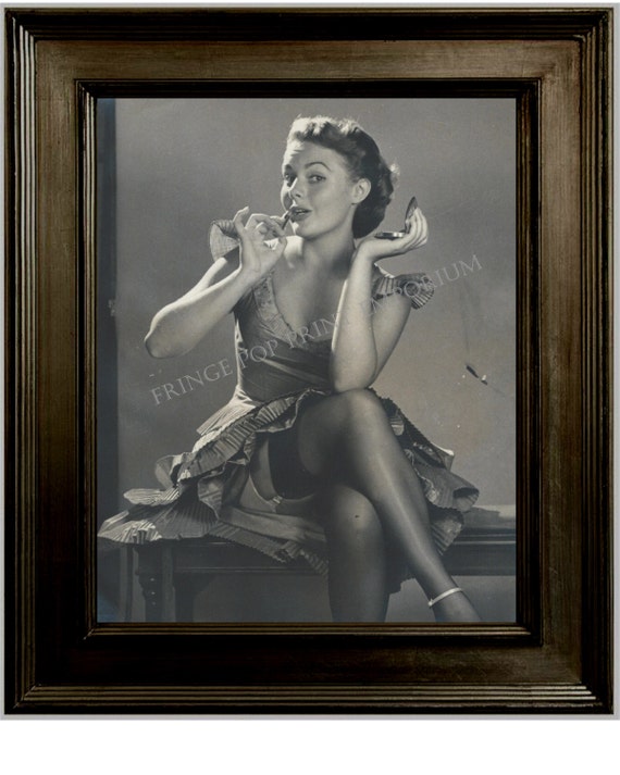 Gil Elvgren Pin Up Girl Art Print 8 x 10 Painting Reference