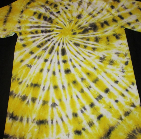 Yellow/Black Spiral Tie Dye