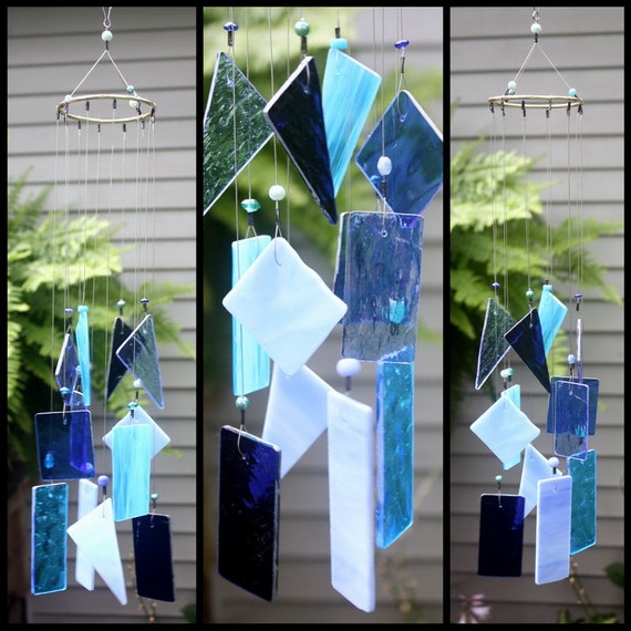 Mixed Blues Stained Glass Wind Chime Indoor Outdoor Garden Decor Glass