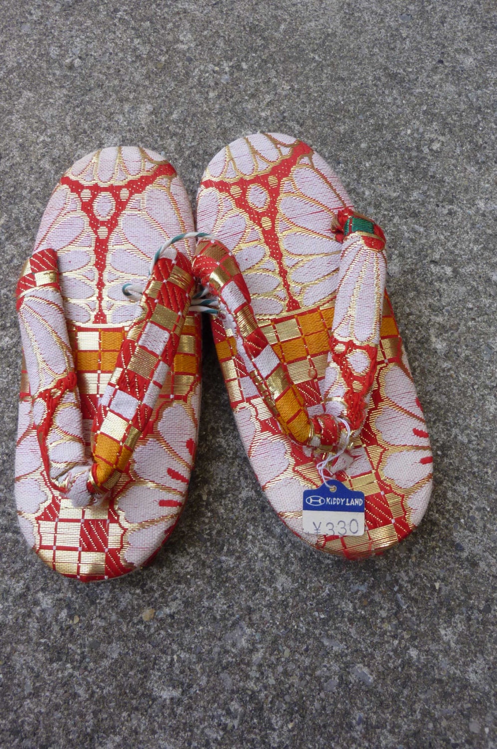 Geta Sandals Children's Japanese Brocade Flip Flop by ZoomVintage