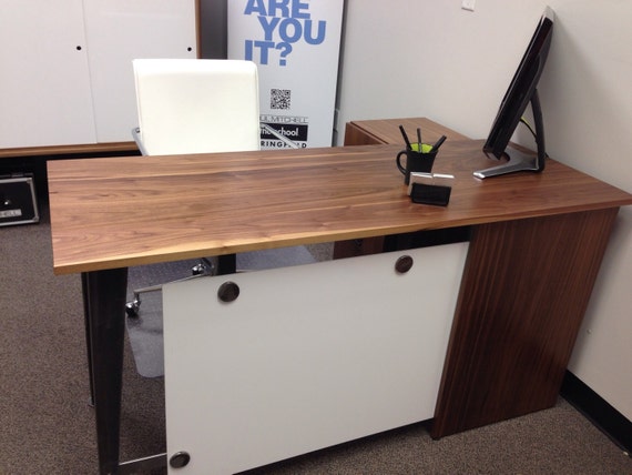 Modern desk by GRAiNbyDeni on Etsy