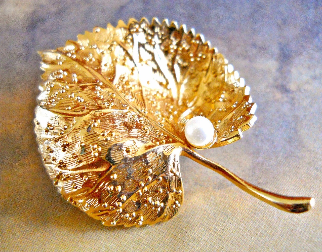 Christian Dior Germany Brooch Pin Gold Plated Leaf Pearl